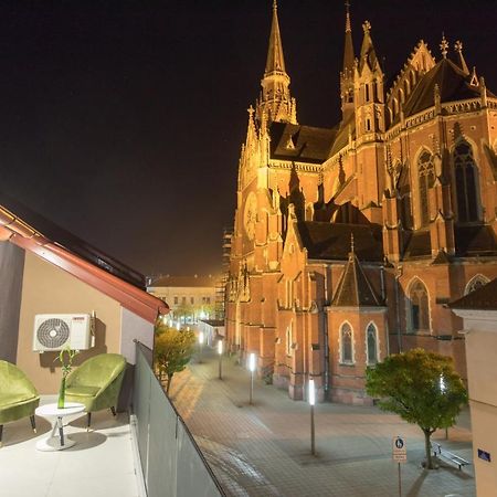 Apartmani I Sobe Pejacevic Ösek Dış mekan fotoğraf