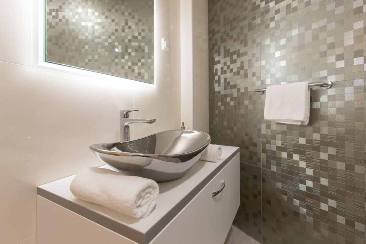 Apartmani I Sobe Pejacevic Ösek Dış mekan fotoğraf