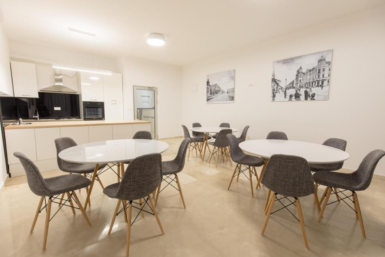 Apartmani I Sobe Pejacevic Ösek Dış mekan fotoğraf
