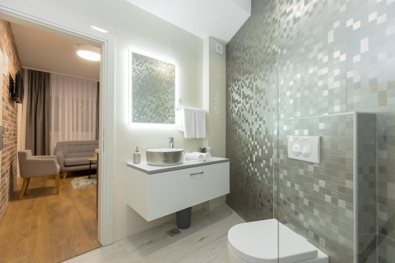 Apartmani I Sobe Pejacevic Ösek Dış mekan fotoğraf