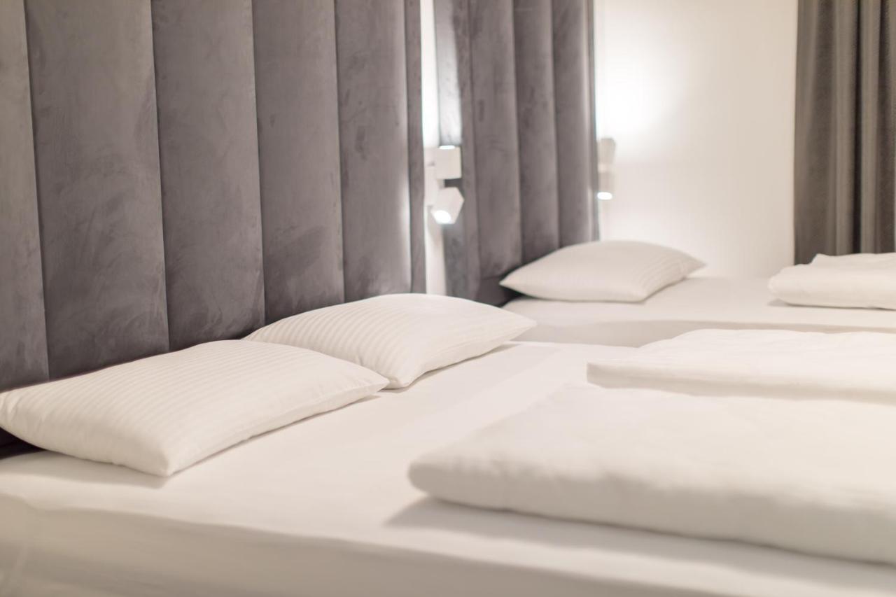 Apartmani I Sobe Pejacevic Ösek Dış mekan fotoğraf