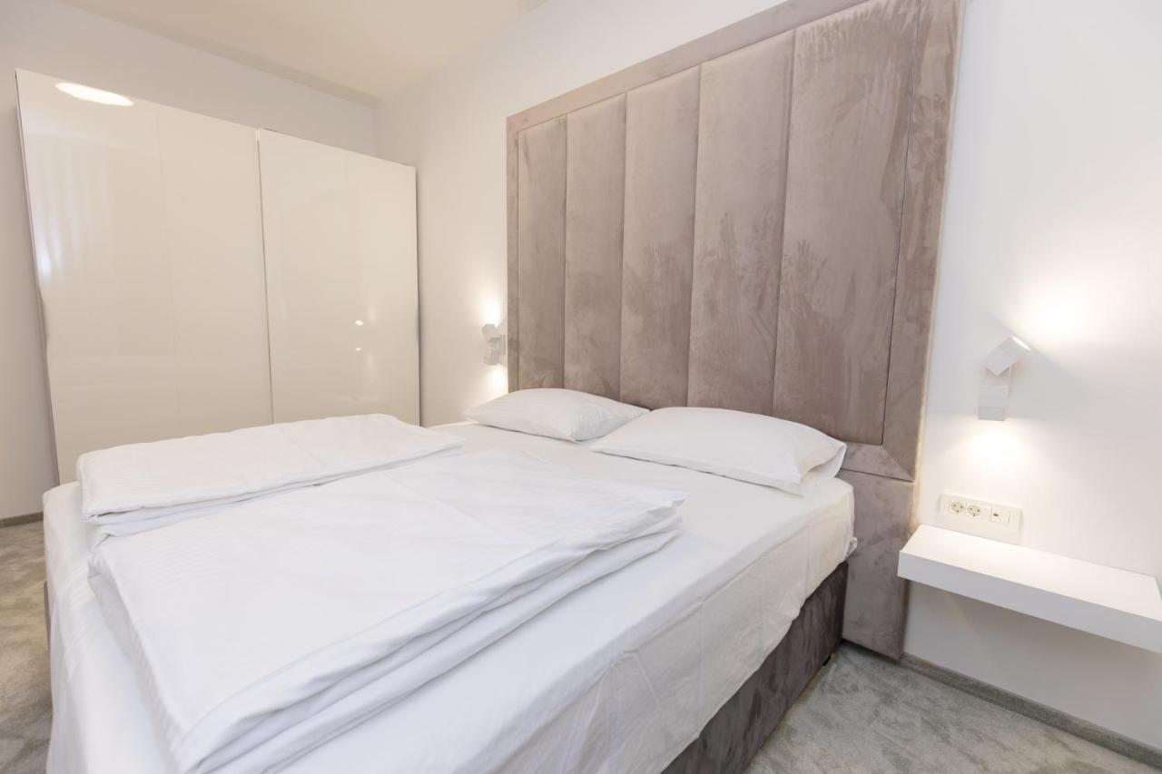 Apartmani I Sobe Pejacevic Ösek Dış mekan fotoğraf