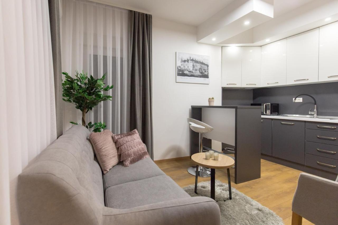 Apartmani I Sobe Pejacevic Ösek Dış mekan fotoğraf