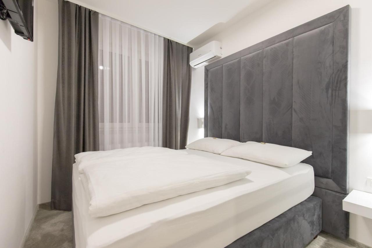 Apartmani I Sobe Pejacevic Ösek Dış mekan fotoğraf